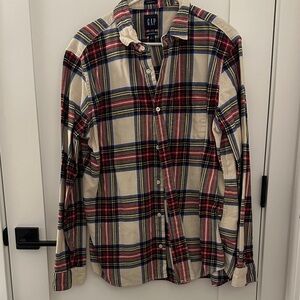 GAP Men's Red and Blue Plaid Button Down Shirt
